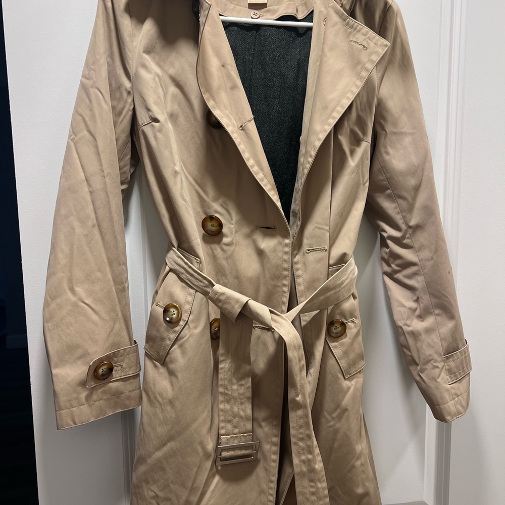 Michael Kors Trench Coat
Women's XS Beige Belted Removable Hoodie and Liner